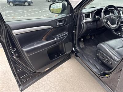 2018 Toyota Highlander XLE  AWD - Photo 20 - Hesston, PA 16647