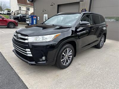2018 Toyota Highlander XLE  AWD - Photo 8 - Hesston, PA 16647