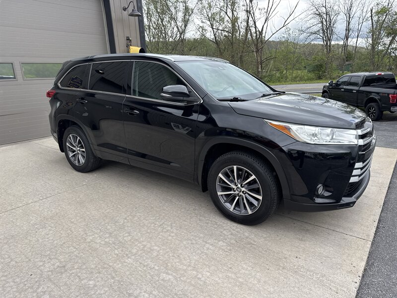 2018 Toyota Highlander XLE  AWD