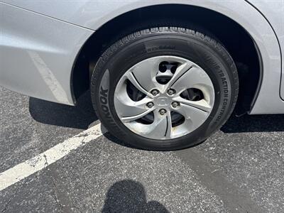 2015 Honda Civic LX   - Photo 36 - Hesston, PA 16647