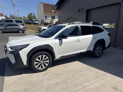 2023 Subaru Outback Premium  AWD - Photo 11 - Hesston, PA 16647