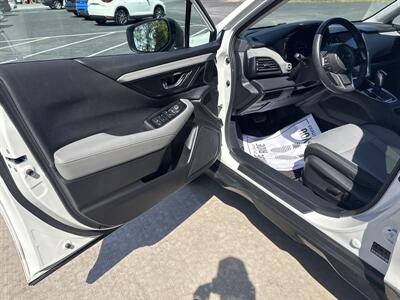 2023 Subaru Outback Premium  AWD - Photo 25 - Hesston, PA 16647