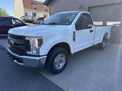 2019 Ford F-250 XL 2X4 - Photo 8 - Hesston, PA 16647
