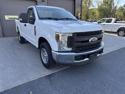 2019 Ford F-250 XL 2X4 - Photo 10 - Hesston, PA 16647