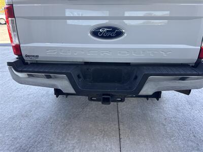 2019 Ford F-250 XL 2X4 - Photo 17 - Hesston, PA 16647