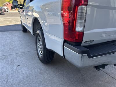 2019 Ford F-250 XL 2X4 - Photo 16 - Hesston, PA 16647
