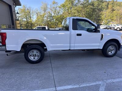 2019 Ford F-250 XL 2X4 - Photo 3 - Hesston, PA 16647