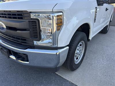 2019 Ford F-250 XL 2X4 - Photo 13 - Hesston, PA 16647