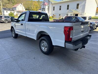 2019 Ford F-250 XL 2X4 - Photo 6 - Hesston, PA 16647