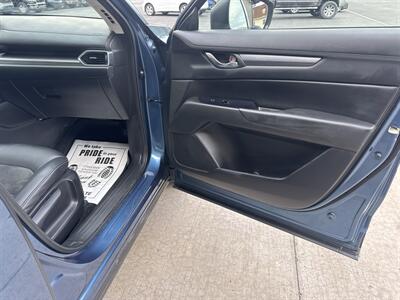 2019 Mazda CX-5 Touring  AWD - Photo 39 - Hesston, PA 16647