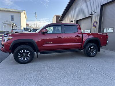 2016 Toyota Tacoma TRD Off-Road  Double Cab 4x4 - Photo 7 - Hesston, PA 16647