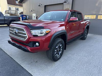 2016 Toyota Tacoma TRD Off-Road  Double Cab 4x4 - Photo 8 - Hesston, PA 16647