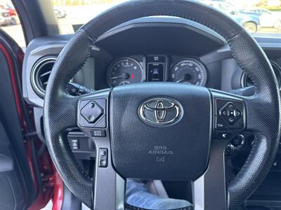 2016 Toyota Tacoma TRD Off-Road  Double Cab 4x4 - Photo 30 - Hesston, PA 16647