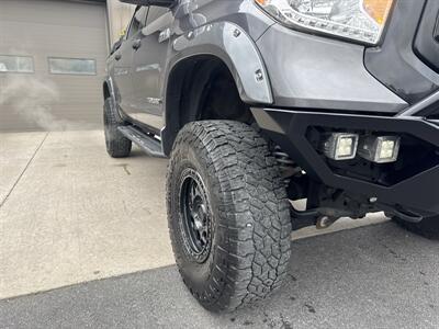 2016 Toyota Tundra TRD Pro  CrewMax 4x4 - Photo 13 - Hesston, PA 16647