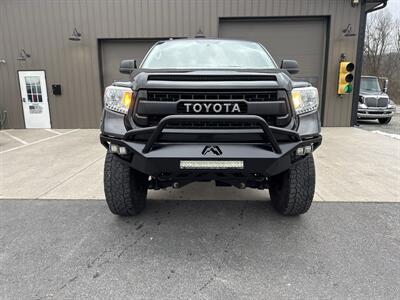 2016 Toyota Tundra TRD Pro  CrewMax 4x4 - Photo 11 - Hesston, PA 16647
