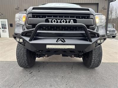 2016 Toyota Tundra TRD Pro  CrewMax 4x4 - Photo 14 - Hesston, PA 16647