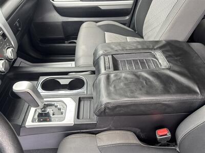 2016 Toyota Tundra TRD Pro  CrewMax 4x4 - Photo 31 - Hesston, PA 16647