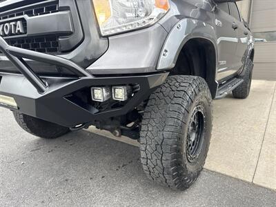 2016 Toyota Tundra TRD Pro  CrewMax 4x4 - Photo 15 - Hesston, PA 16647