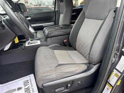 2016 Toyota Tundra TRD Pro  CrewMax 4x4 - Photo 29 - Hesston, PA 16647