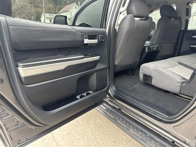 2016 Toyota Tundra TRD Pro  CrewMax 4x4 - Photo 38 - Hesston, PA 16647