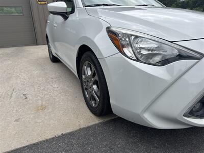 2019 Toyota Yaris LE   - Photo 12 - Hesston, PA 16647