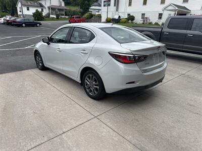 2019 Toyota Yaris LE   - Photo 6 - Hesston, PA 16647