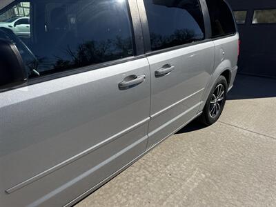 2015 Dodge Grand Caravan SE - Photo 13 - Hesston, PA 16647