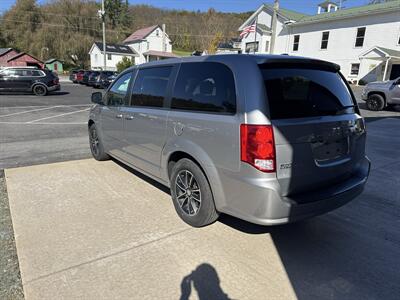 2015 Dodge Grand Caravan SE - Photo 6 - Hesston, PA 16647