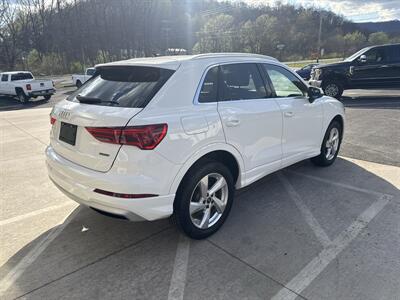 2021 Audi Q3 quattro Premium 40 TFSI AWD - Photo 4 - Hesston, PA 16647