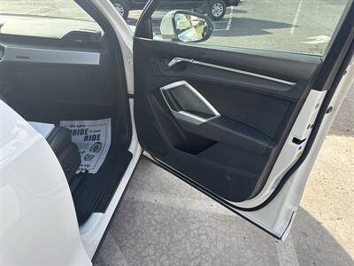 2021 Audi Q3 quattro Premium 40 TFSI AWD - Photo 40 - Hesston, PA 16647