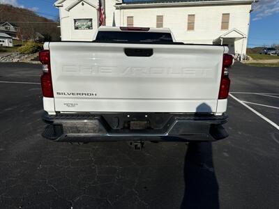 2021 Chevrolet Silverado 1500 W/T  DoubleCab 4x4 - Photo 7 - Hesston, PA 16647