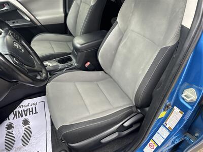 2018 Toyota RAV4 XLE AWD - Photo 24 - Hesston, PA 16647