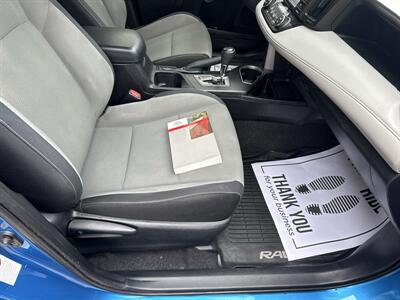 2018 Toyota RAV4 XLE AWD - Photo 41 - Hesston, PA 16647