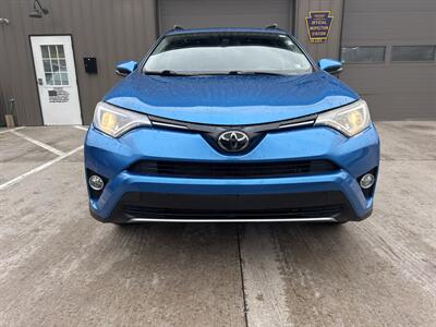 2018 Toyota RAV4 XLE AWD - Photo 9 - Hesston, PA 16647
