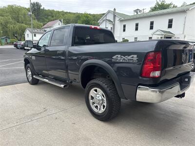 2018 RAM 2500 Tradesman  Crew Cab 4x4 - Photo 6 - Hesston, PA 16647
