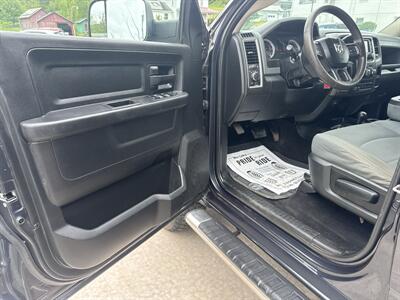 2018 RAM 2500 Tradesman  Crew Cab 4x4 - Photo 24 - Hesston, PA 16647