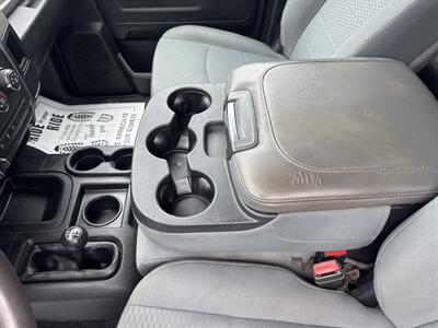 2018 RAM 2500 Tradesman  Crew Cab 4x4 - Photo 29 - Hesston, PA 16647
