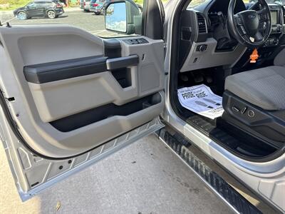 2017 Ford F-150 XLT SuperCrew 4x4 - Photo 24 - Hesston, PA 16647