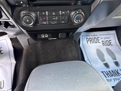 2017 Ford F-150 XLT SuperCrew 4x4 - Photo 33 - Hesston, PA 16647