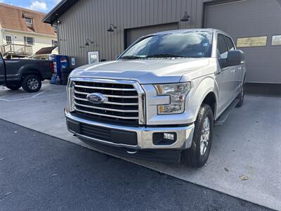 2017 Ford F-150 XLT SuperCrew 4x4 - Photo 9 - Hesston, PA 16647