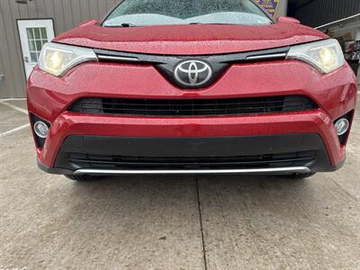 2017 Toyota RAV4 XLE  AWD - Photo 12 - Hesston, PA 16647