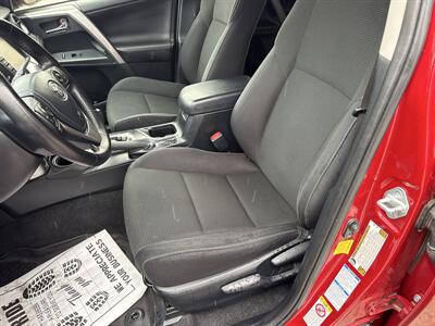 2017 Toyota RAV4 XLE  AWD - Photo 24 - Hesston, PA 16647