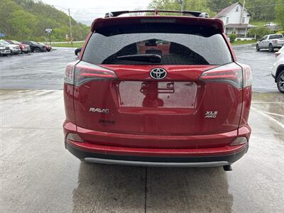 2017 Toyota RAV4 XLE  AWD - Photo 5 - Hesston, PA 16647