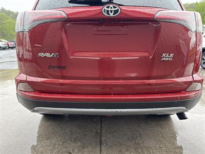 2017 Toyota RAV4 XLE  AWD - Photo 18 - Hesston, PA 16647