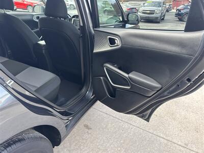 2024 Kia Soul LX   - Photo 37 - Hesston, PA 16647