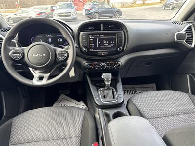 2024 Kia Soul LX   - Photo 35 - Hesston, PA 16647
