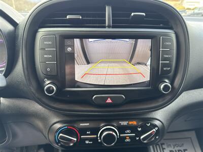 2024 Kia Soul LX   - Photo 32 - Hesston, PA 16647