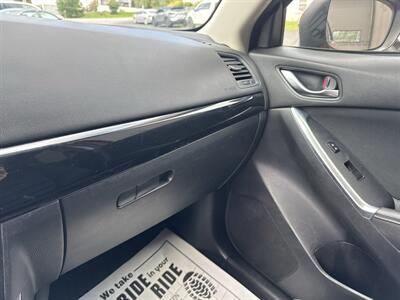 2015 Mazda CX-5 Touring AWD - Photo 30 - Hesston, PA 16647
