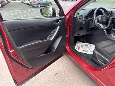 2015 Mazda CX-5 Touring AWD - Photo 21 - Hesston, PA 16647