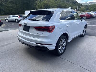 2023 Audi Q3 quattro S line Premi  AWD - Photo 4 - Hesston, PA 16647